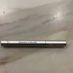BNWOB Rodan + Fields Lash Boost